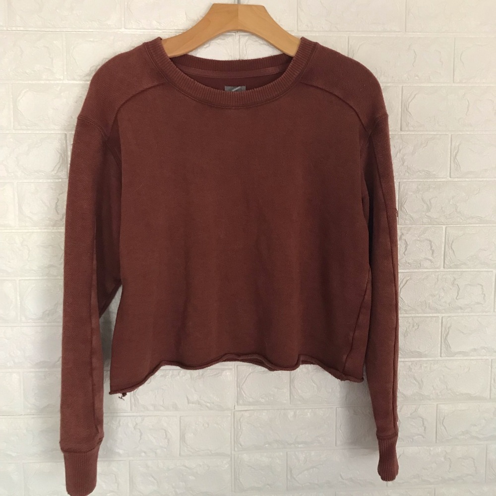 American Eagle cropped sweatshirt
